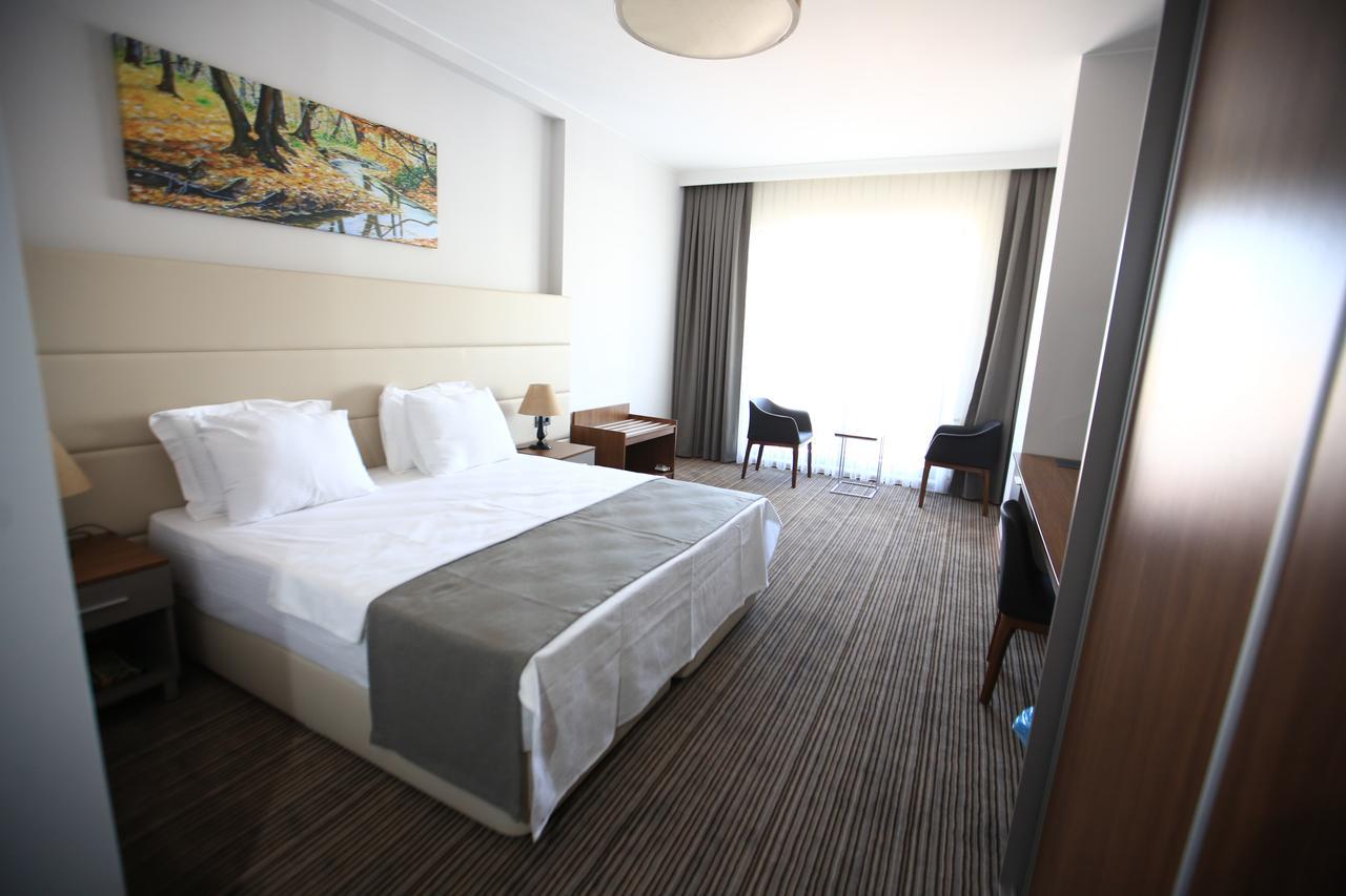 Familya Otel Erbaa Ngoại thất bức ảnh